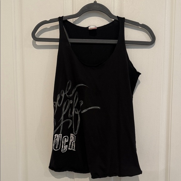 Basic fashion top - Picture 1 of 3